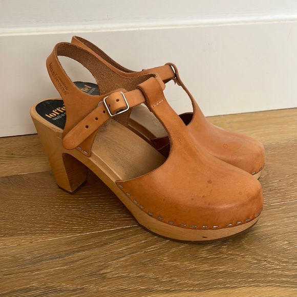 Swedish Hasbeens Shoes - Swedish Hasbeens T strap sky high size 39